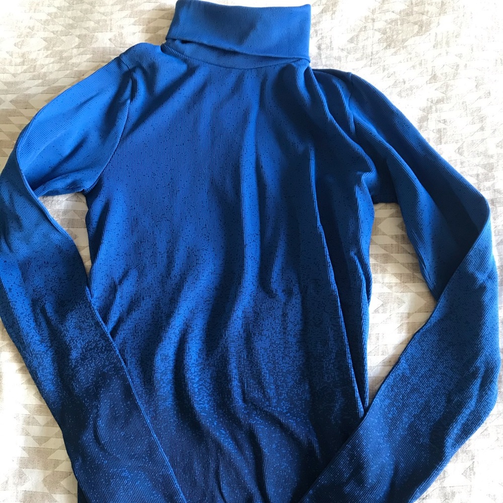 Athleta Turtleneck long-sleeve